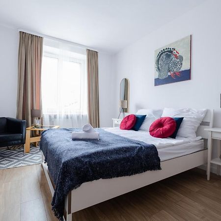 Pod Skrzydlami - Centrum - 24H Czestochowa Ngoại thất bức ảnh